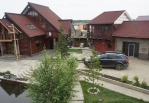 Дом с баней под одной крышей &mdash; проекты и строительство