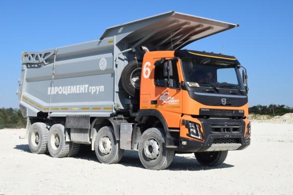 &laquo;Кавказцемент&raquo; и &laquo;Мальцовский портландцемент&raquo; обновили парк автотехники самосвалами Volvo