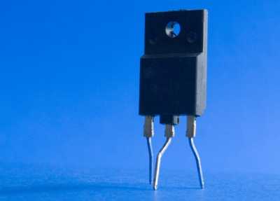 Выбор драйвера для MOSFET (пример расчета по параметрам) Выбор драйвера для MOSFET (пример расчета по параметрам)